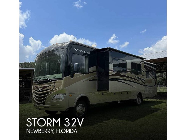 Used 2014 Fleetwood Storm 32V available in Newberry, Florida