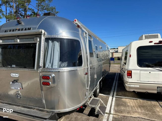 2022 Airstream Flying Cloud 27FB - Used Travel Trailer For Sale by Pop RVs in Jacksonville, Florida