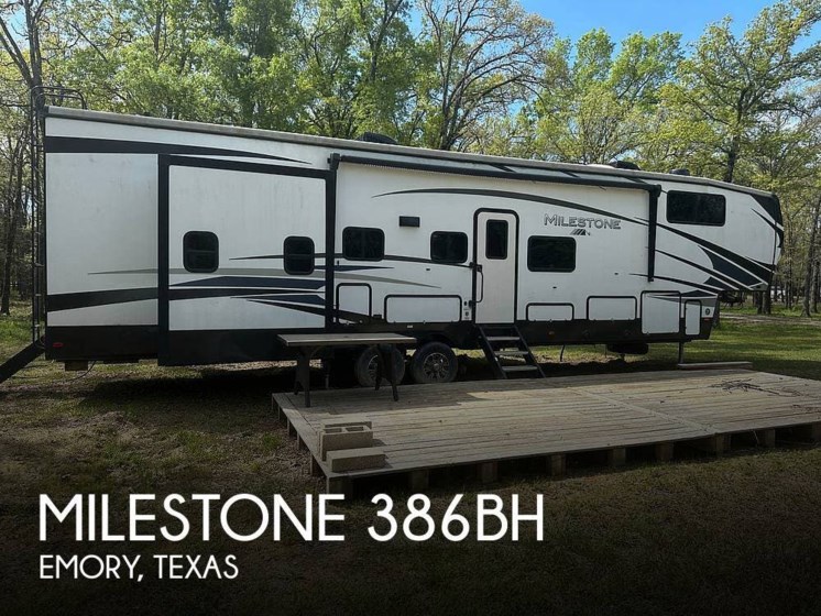 Used 2021 Heartland Milestone 386BH available in Emory, Texas