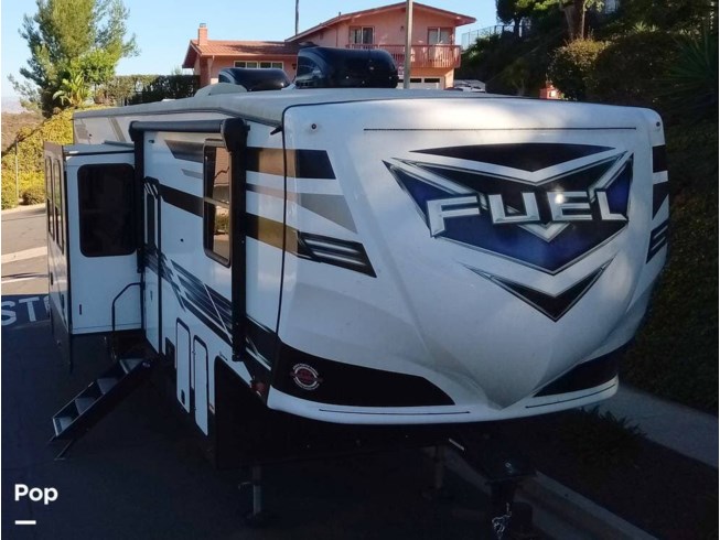 2021 Fuel 352 by Heartland from Pop RVs in Thousand Oaks, California