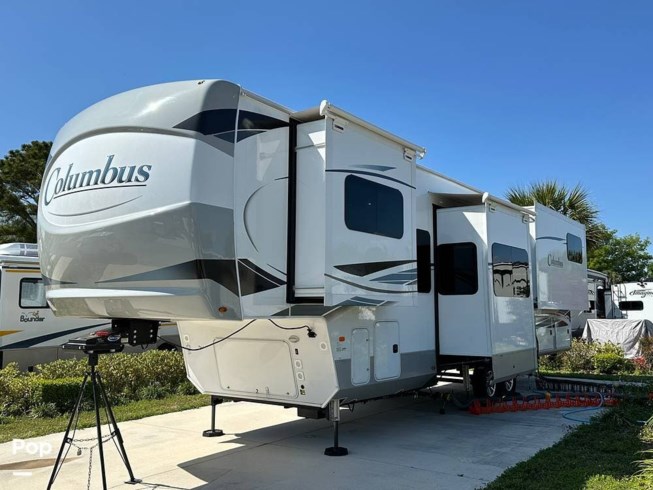 2023 Palomino Columbus 388FK - Used Fifth Wheel For Sale by Pop RVs in Salem, New Hampshire