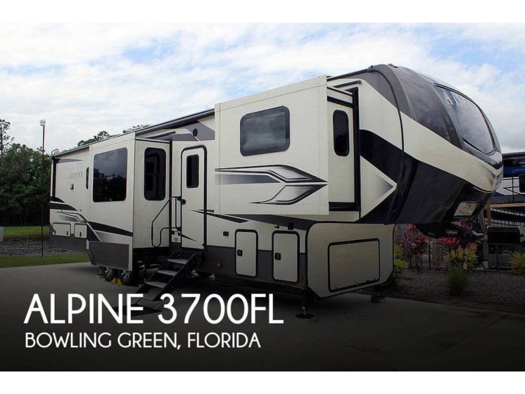 Used 2022 Keystone Alpine 3700FL available in Bowling Green, Florida