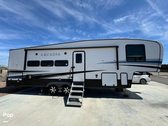 2022 Keystone Arcadia 3370BH Bunkhouse - Used Fifth Wheel For Sale by Pop RVs in Los Alamitos, California