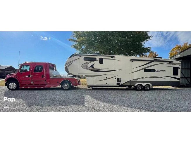 2017 Grand Design Solitude 384GK - Used Fifth Wheel For Sale by Pop RVs in Springfield, Tennessee
