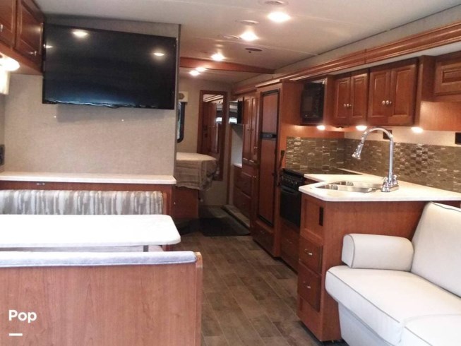 2019 Winnebago Vista 29VE - Used Class A For Sale by Pop RVs in Cottage Grove, Oregon
