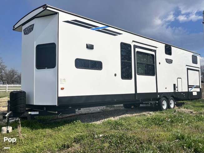 2022 Forest River Salem 42FK - Used Travel Trailer For Sale by Pop RVs in Skiatook, Oklahoma