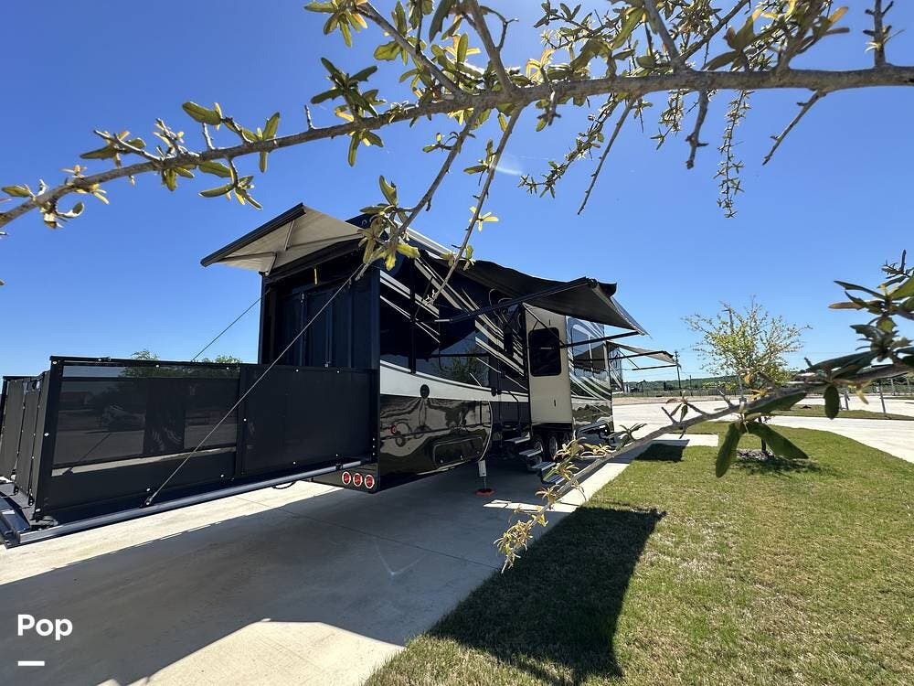 2020 DRV Full House LX455 RV for Sale in La Grange, TX 78945 396797