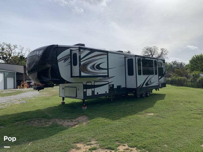 2014 Heartland Cyclone 4100 - Used Toy Hauler For Sale by Pop RVs in North Richland Hills, Texas
