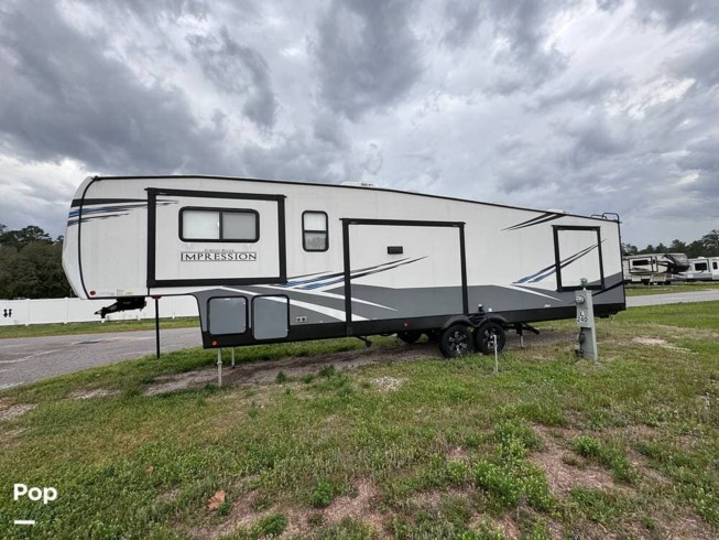 2022 Forest River Impression 320FL - Used Fifth Wheel For Sale by Pop RVs in Ocala, Florida