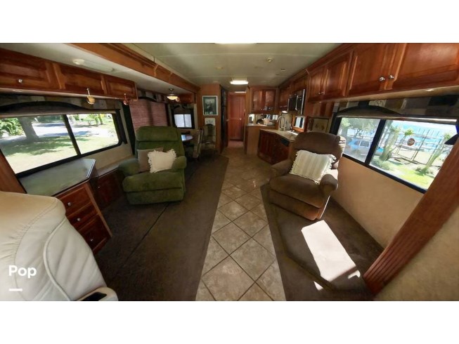 2007 Mandalay 40F by Thor Motor Coach from Pop RVs in Sebring, Florida