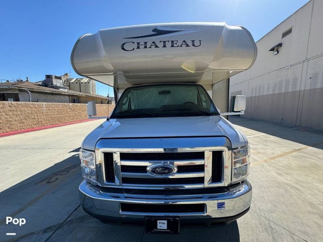 2019 Chateau 30D by Thor Motor Coach from Pop RVs in Torrance, California