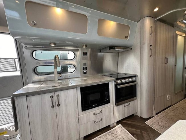 2022 Airstream International 30RB - Used Travel Trailer For Sale by Pop RVs in Katy, Texas
