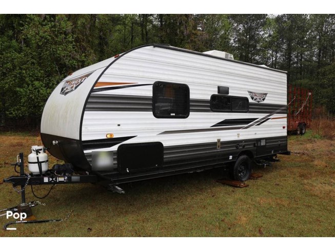 2022 Forest River Wildwood FSX 167RBK - Used Travel Trailer For Sale by Pop RVs in Acworth, Georgia