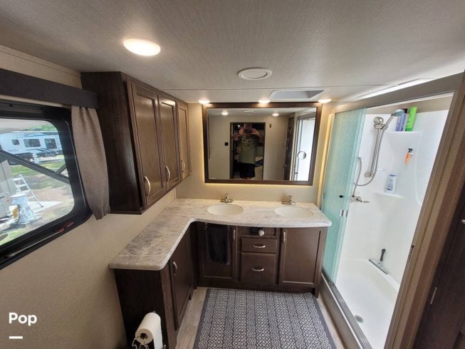 2019 Solitude ST381WB by Grand Design from Pop RVs in Tampa, Florida