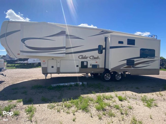 2017 Forest River Silverback 29IK - Used Fifth Wheel For Sale by Pop RVs in Mesa, Arizona