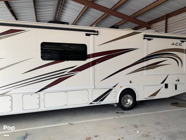 2019 A.C.E. 33.1 by Thor Motor Coach from Pop RVs in Fort Worth, Texas