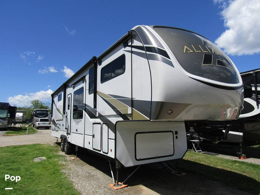 2022 Paradigm 385FL by Alliance RV from Pop RVs in Rossville, Georgia