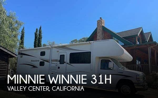 2015 Winnebago Minnie Winnie 31h RV for Sale in Valley Center, CA 92082 ...