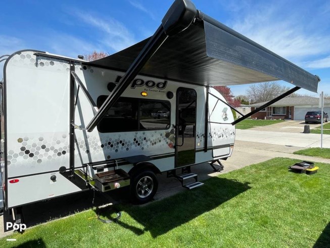 2022 Forest River R-Pod 192 - Used Travel Trailer For Sale by Pop RVs in Sterling Heights, Michigan