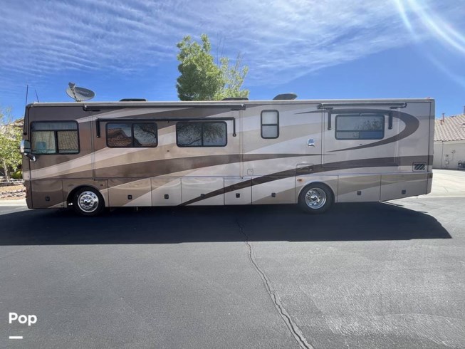 2005 Fleetwood Discovery 39L - Used Diesel Pusher For Sale by Pop RVs in Las Vegas, Nevada