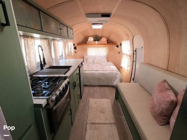 1960 Flying Cloud 22 by Airstream from Pop RVs in Santa Ana, California