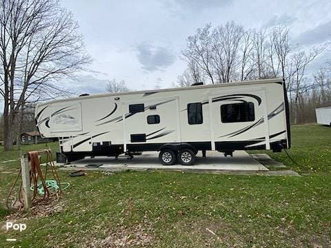 2016 Heartland Big Country 4010RD - Used Fifth Wheel For Sale by Pop RVs in Coal City, West Virginia