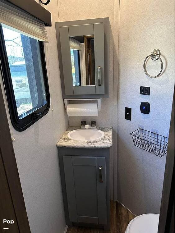 2019 Keystone Fuzion 373 RV for Sale in Miriam Woods, MO 65740 | 402562