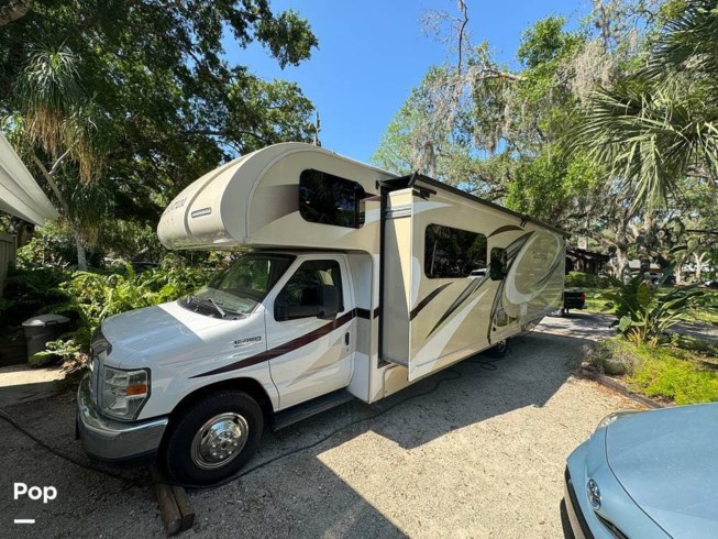 2017 Thor Motor Coach Quantum PD31 - Used Class C For Sale by Pop RVs in Sarasota, Florida