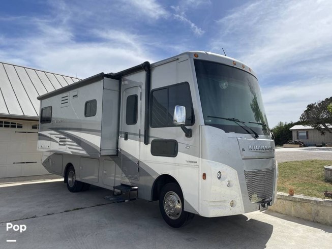 2019 Winnebago Adventurer 27N - Used Class A For Sale by Pop RVs in Medina, Texas