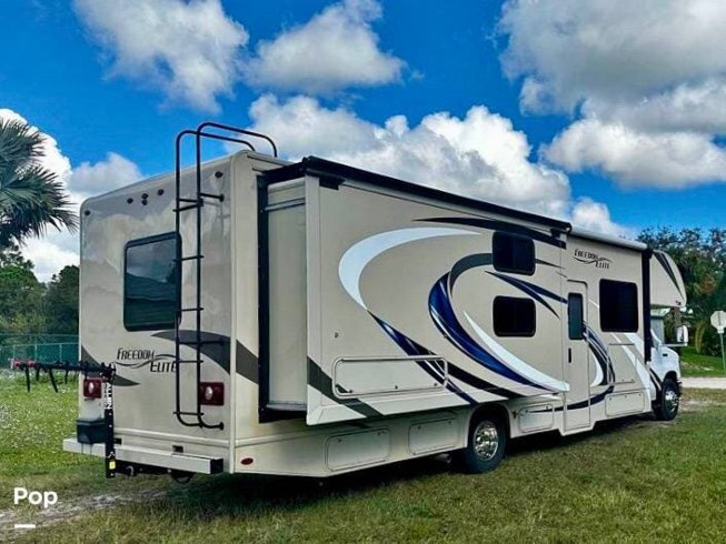 2018 Thor Motor Coach Freedom Elite 30FE - Used Class C For Sale by Pop RVs in Vero Beach, Florida