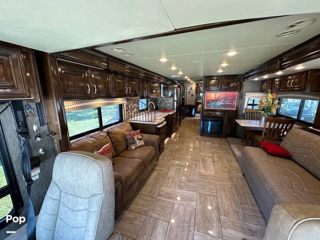 2019 Aria 3901 by Thor Motor Coach from Pop RVs in Middleburg, Florida