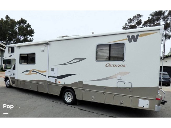 2008 Winnebago Outlook 31H - Used Class C For Sale by Pop RVs in San Diego, California