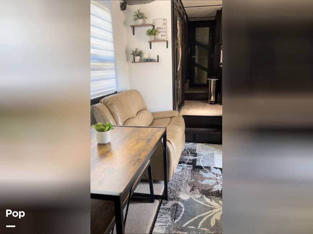 2017 Jayco Seismic Luxury 4113 RV for Sale in Yucaipa, CA 92399