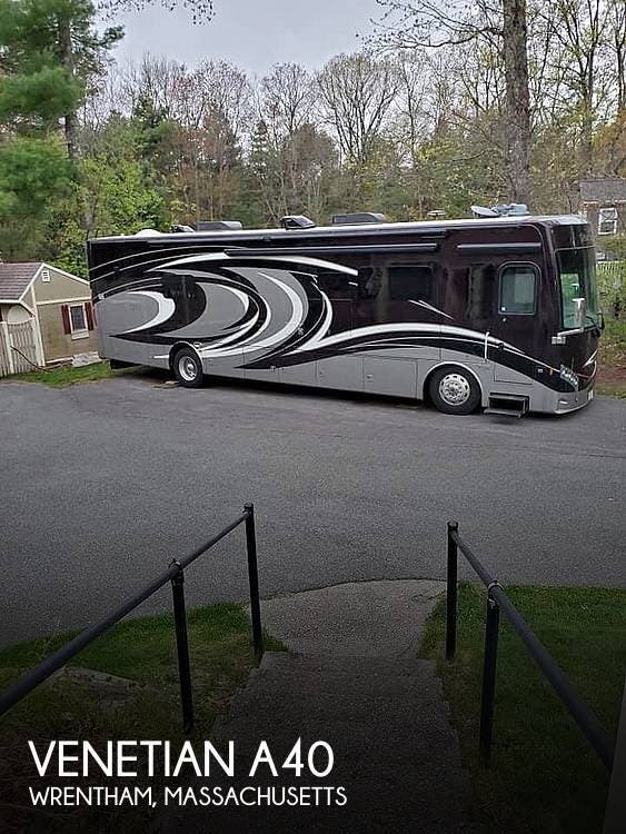 2017 Thor Motor Coach A40 RV for Sale in Wrentham, MA 02093