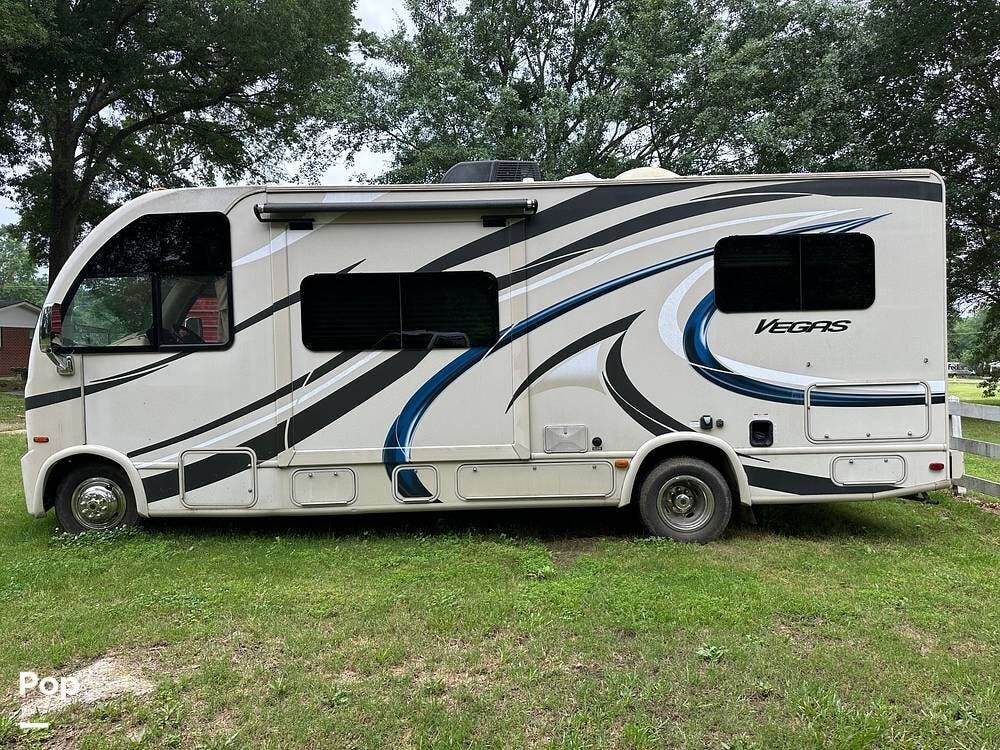 2016 Thor Motor Coach Vegas 24.1 RV for Sale in Texarkana, AR 71854