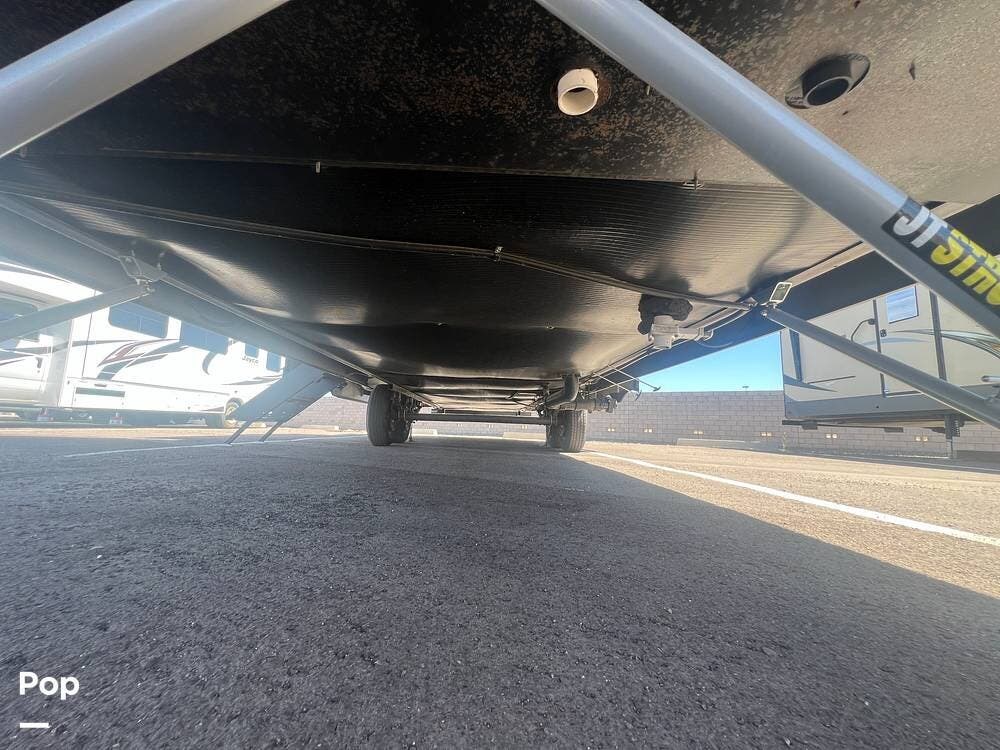 Used 2022 Cherokee Arctic Wolf 3550SUITE available in Waddell, Arizona