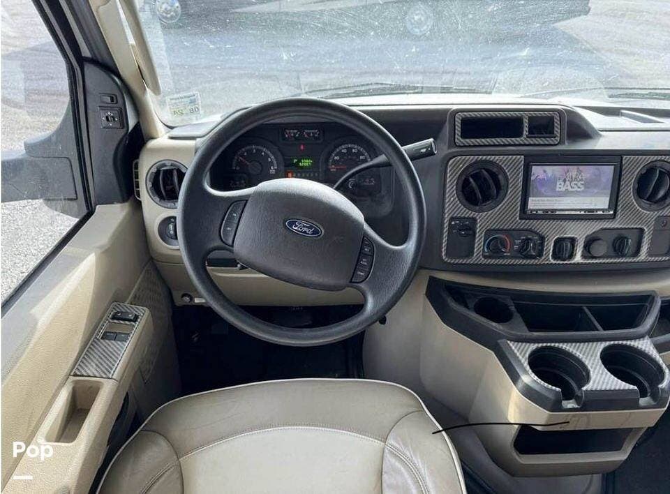 2020 Greyhawk 27U by Jayco from Pop RVs in Denton, Texas