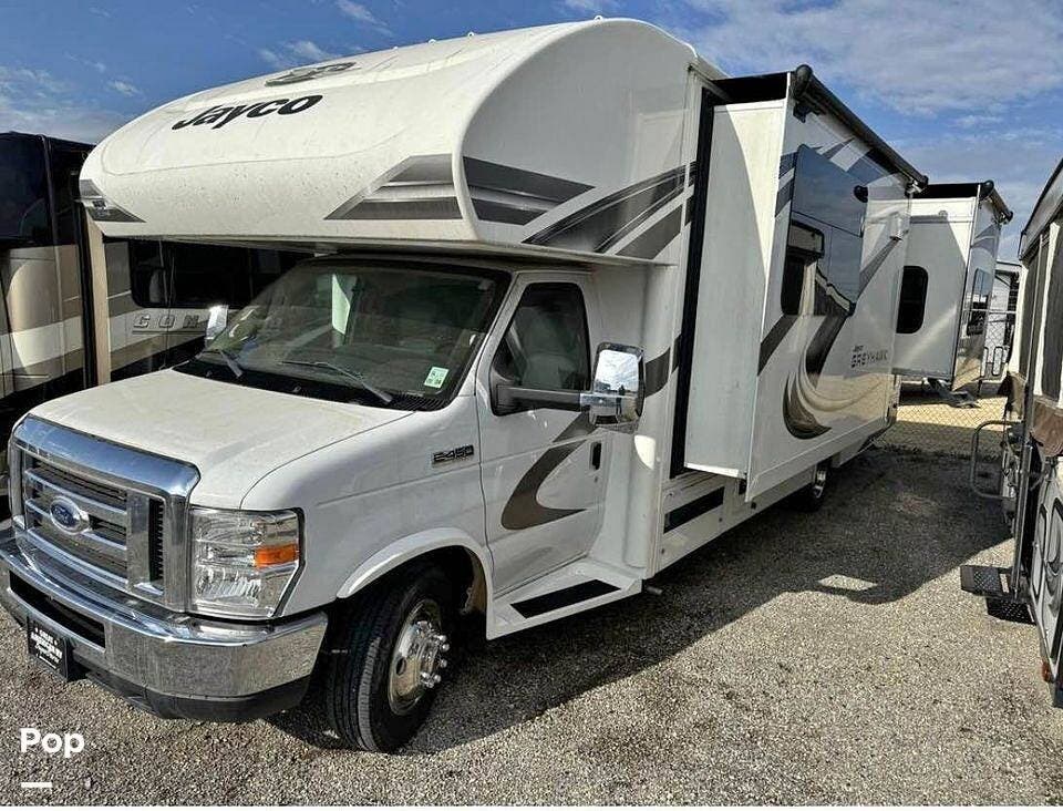 2020 Jayco Greyhawk 27U - Used Class C For Sale by Pop RVs in Denton, Texas features Slideout, Air Conditioning, Generator