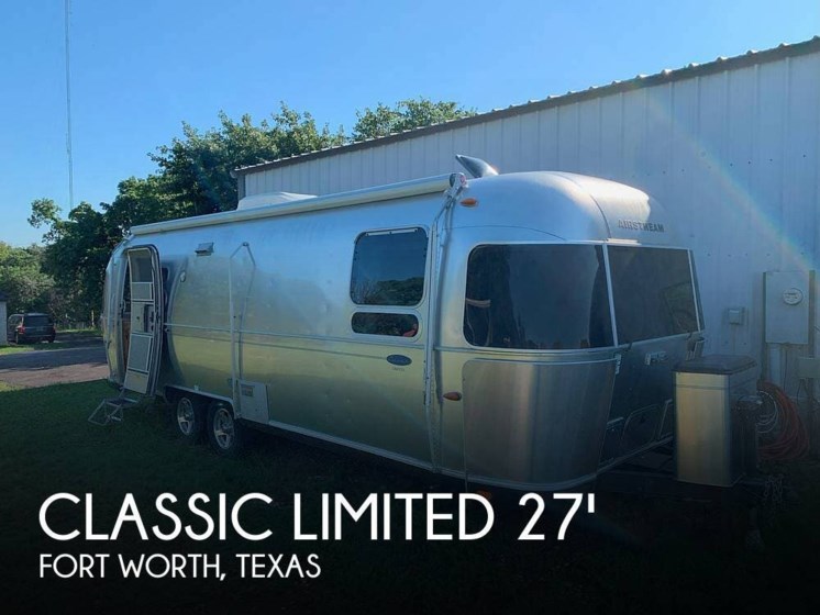 Used 2009 Airstream Classic Limited 27FB available in Fort Worth, Texas