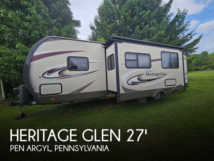 Used 2016 Forest River Heritage Glen 272BH available in Pen Argyl, Pennsylvania