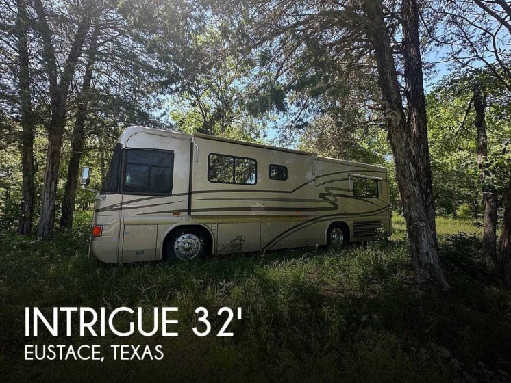 Used 2002 Country Coach Intrigue 32&#39; Cook&#39;s Dream available in Eustace, Texas