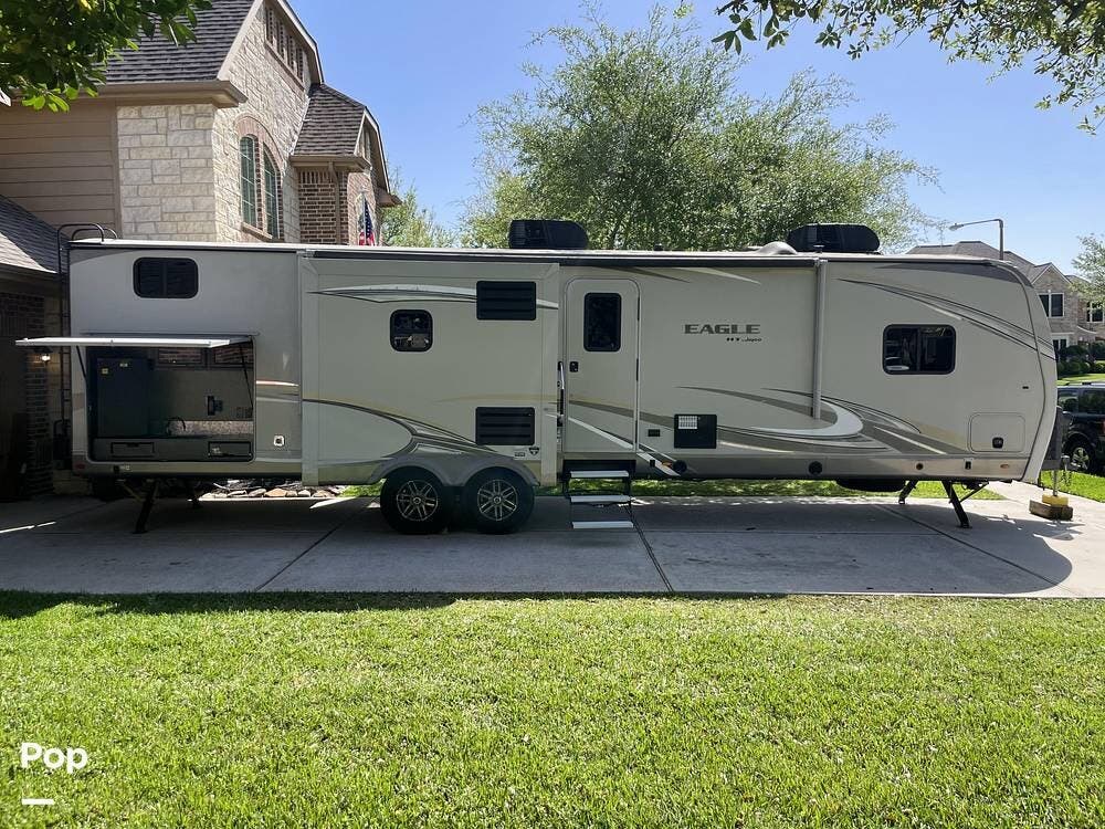 Used 2019 Jayco Eagle 324 BHTS available in Dickinson, Texas