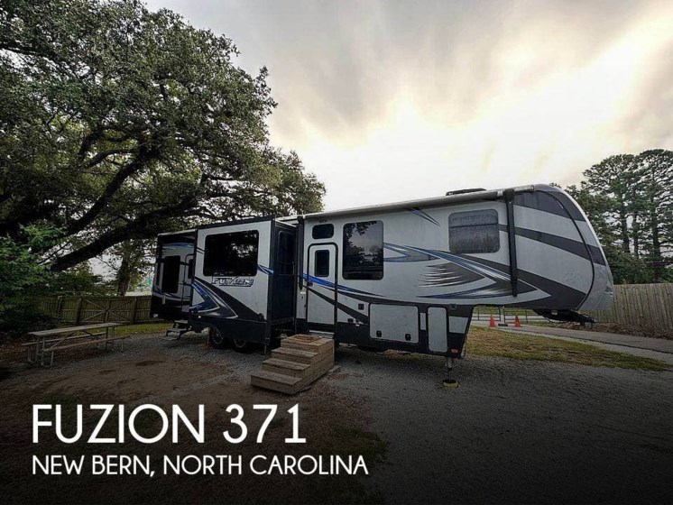 Used 2016 Keystone Fuzion 371 available in New Bern, North Carolina