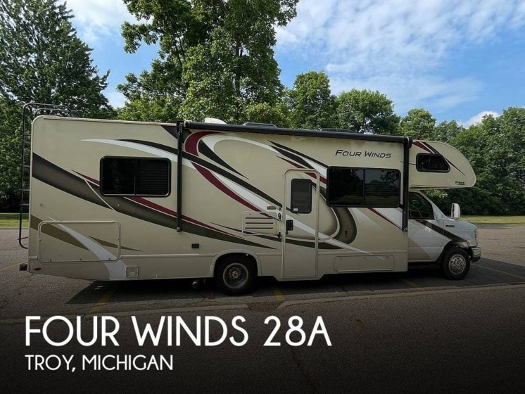 Used 2020 Thor Motor Coach Four Winds 28A available in Troy, Michigan