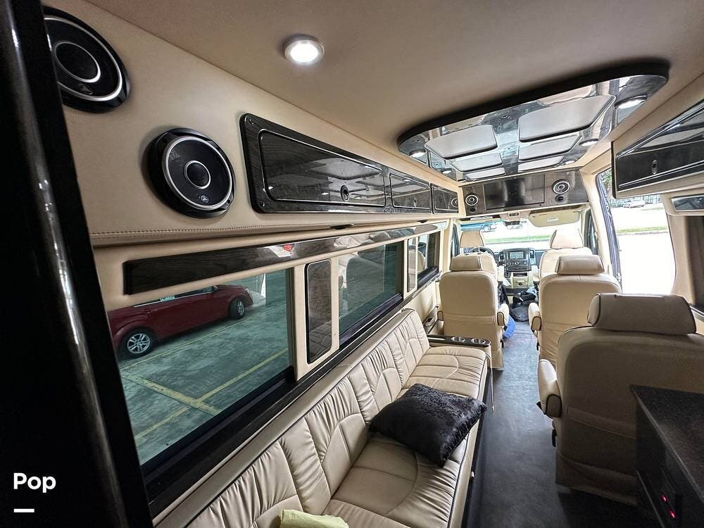 2019 American Coach Patriot Cruiser American Coach  S5 - Used Class B For Sale by Pop RVs in Sugar Land, Texas features Awning, Air Conditioning