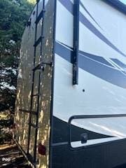 2019 Alpine 3700FL by Keystone from Pop RVs in Clayton, Delaware
