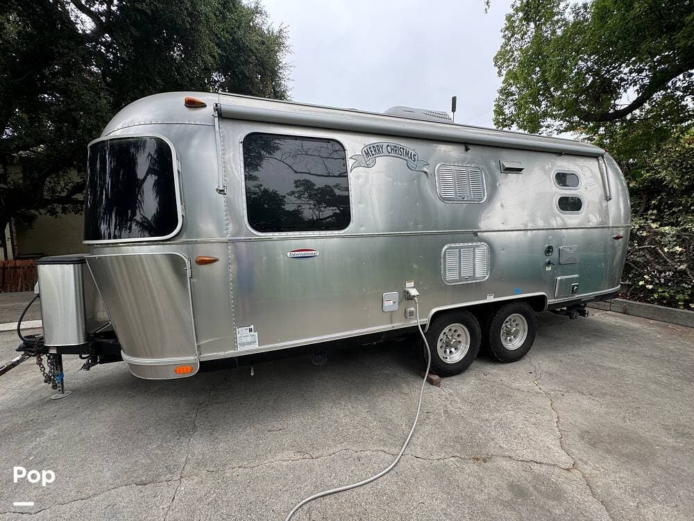 Used 2019 Airstream International Signature 23FB available in Princeton, Texas
