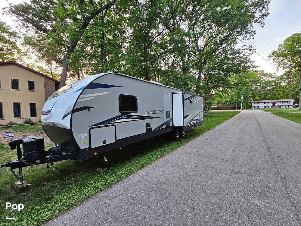 2022 Alpha Wolf 26RL-L by Cherokee from Pop RVs in Elkhart, Indiana