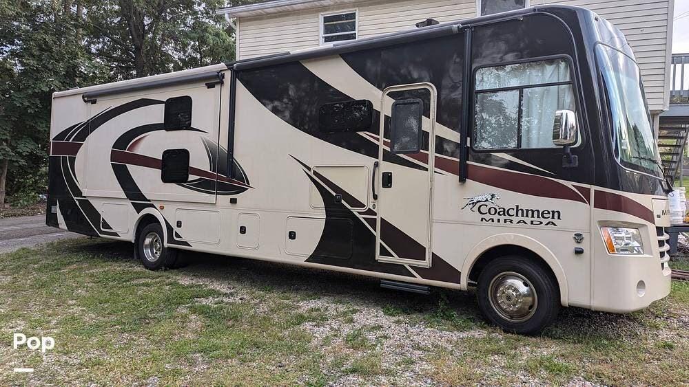 2019 Coachmen Mirada 35BH - Used Class A For Sale by Pop RVs in Scranton, Pennsylvania features Slideout, Generator, Air Conditioning, Leveling Jacks, Awning