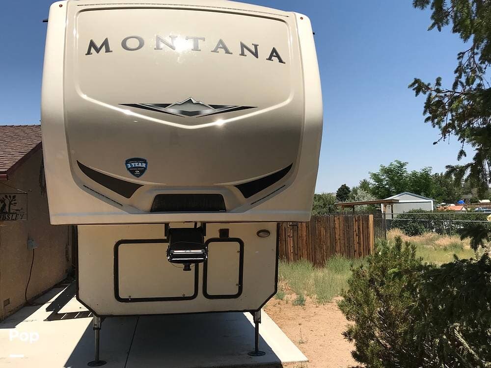 Used 2018 Keystone Montana 3120RL available in Sparks, Nevada